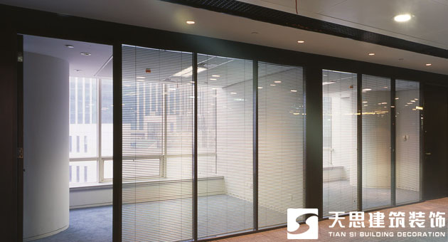 <a href=http://www.sheilanarusawa.com/ target=_blank class=infotextkey>合肥辦公室裝修</a>玻璃