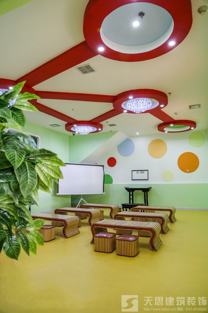 <a href=http://www.sheilanarusawa.com/youeryuan/ target=_blank class=infotextkey>合肥幼兒園裝修</a>中那些你不知道的墻裙種類